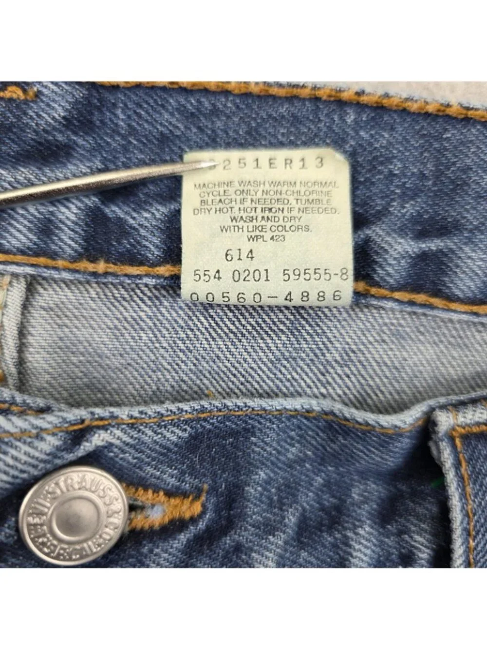 Levi's 560 Jeans Mens 33x30 Loose Relaxed Tapered USA 2001 Medium Wash Denim